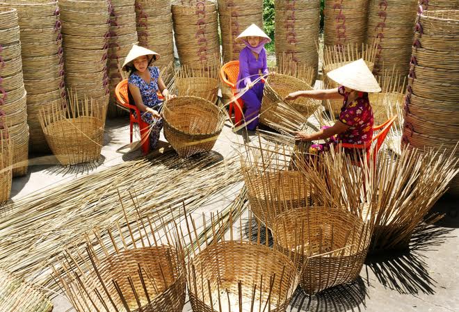 Quản[-]lý,[-]hỗ[-]trợ[-]bảo[-]vệ[-]môi[-]trường[-]tại[-]các[-]làng[-]nghề[-]Việt[-]Nam